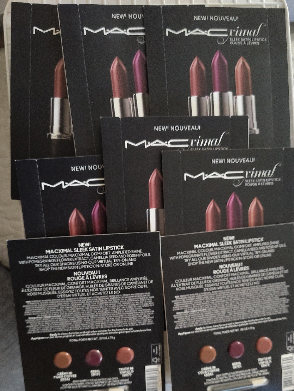 MAC Cosmetics Women Makeup Lipstick Same Bundle